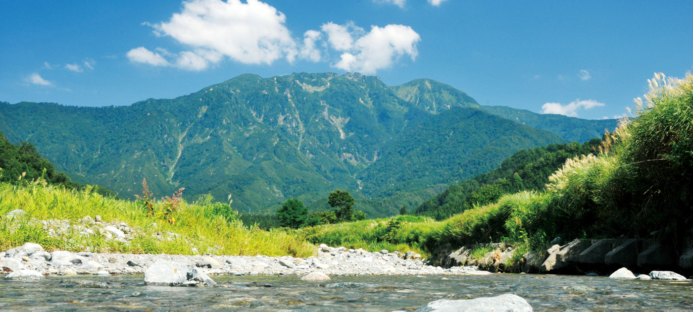 八海山　夏景色